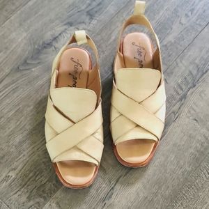 Free People Catalina leather loafer sandle size 39